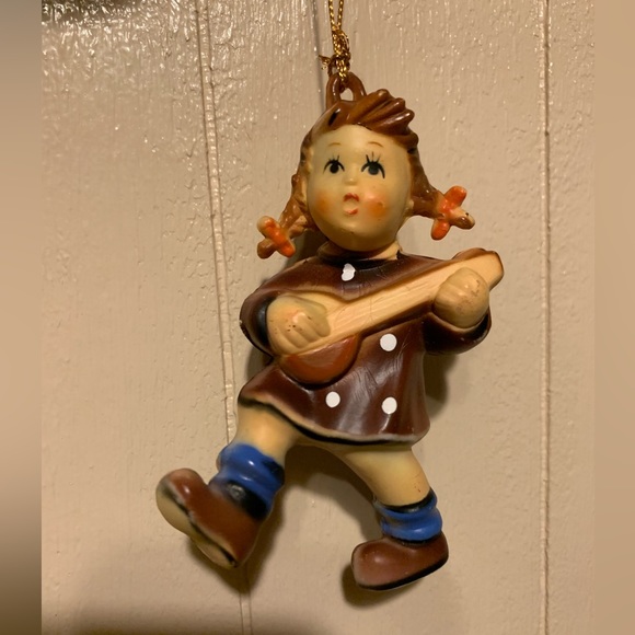 Vintage Kurt S. Adler Banjo/Mandolin Playing Girl  Christmas ornament - Picture 1 of 5
